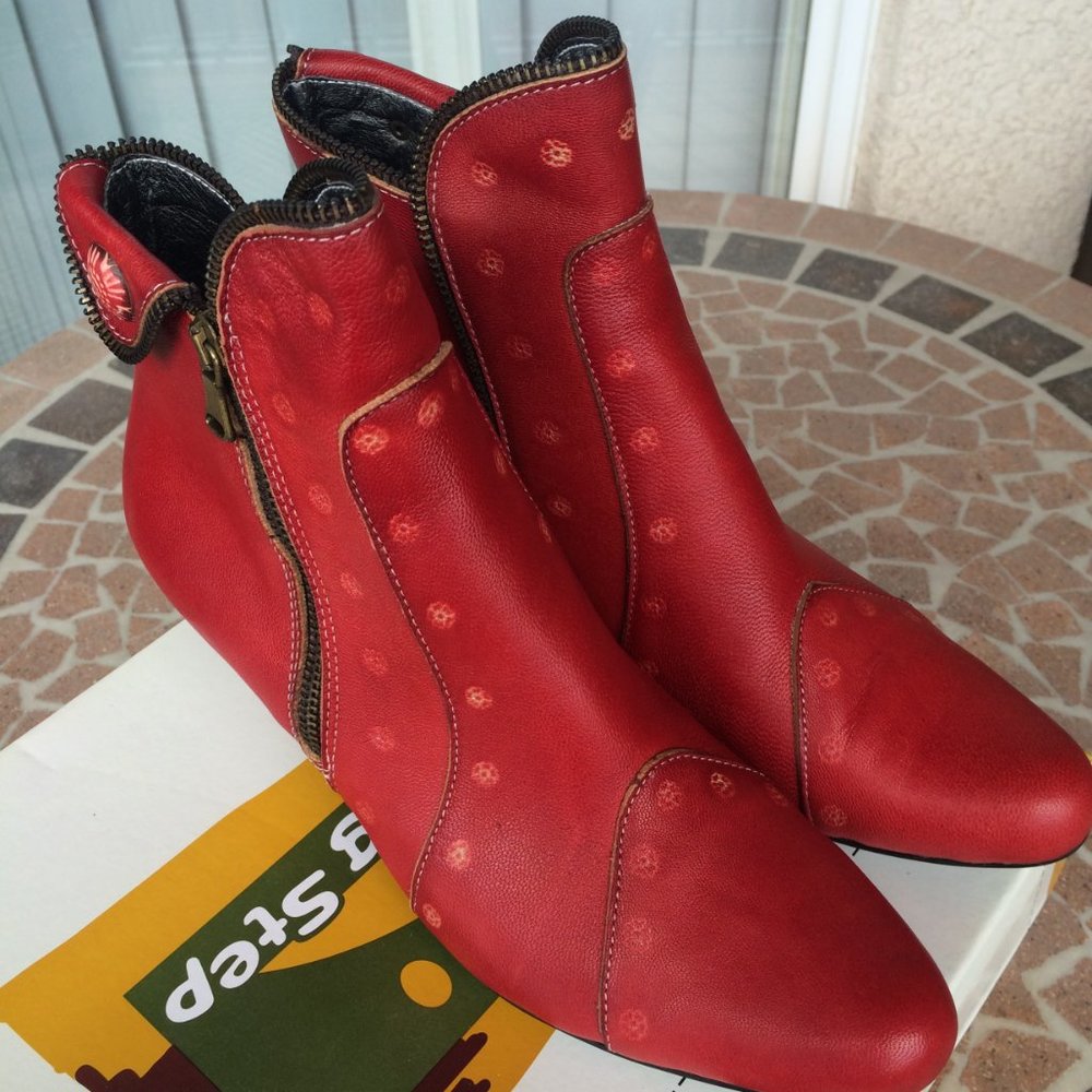 Spring Step Red Booties Chill Red Size 39 (Us 8.5) - image 2